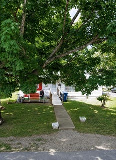 /international/us/533-w-broadway-street-harrodsburg-ky-110108237779/