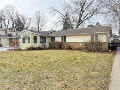 /international/us/920-n-26th-st-sheboygan-wi-110104815271/