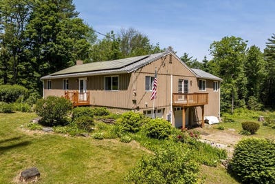 /international/us/299-middle-road-brentwood-nh-110108628023/