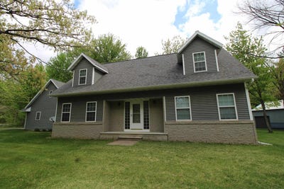 /international/us/201841-dorie-lane-mosinee-wi-110108234903/