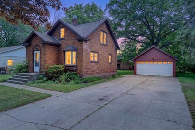 /international/us/1931-russell-street-wisconsin-rapids-wi-110108629110/