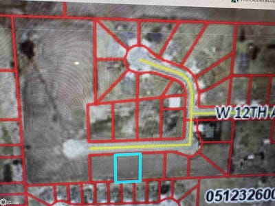 /international/us/409-w-12th-ave-n-clear-lake-ia-110097591881/
