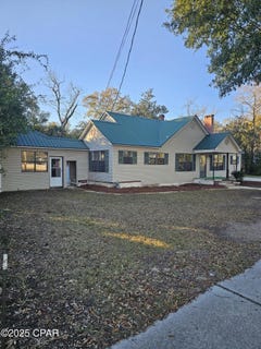 /international/us/768-main-street-chipley-fl-110104294330/
