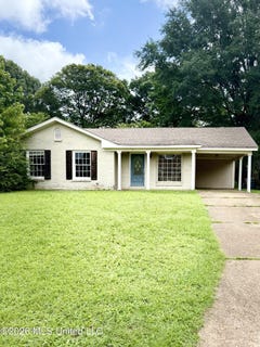 /international/us/8434-cedarbrush-drive-southaven-ms-110108819663/
