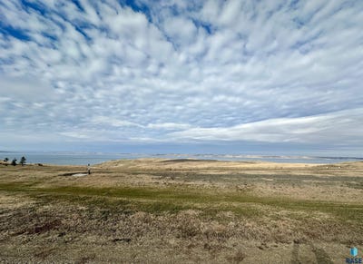/international/us/28057-cactus-flat-dr-fort-pierre-sd-110104013974/