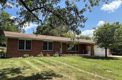 /international/us/10804-w-hwy-14-road-evansville-wi-110109547890/