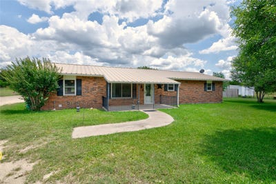 /international/us/1505-county-road-631-clyde-tx-110108423665/