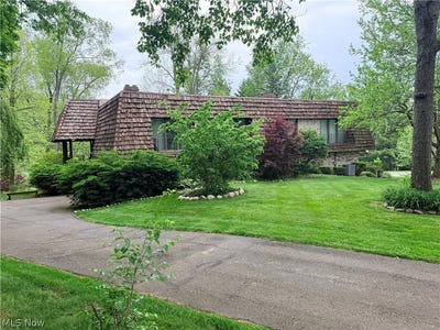 /international/us/171-granger-road-medina-oh-110108207529/