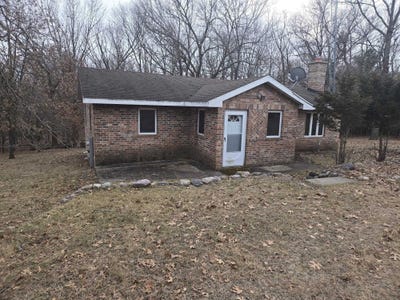 /international/us/1877-w-16th-avenue-friendship-wi-110105860862/