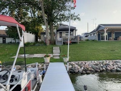 /international/us/3298-n-skinner-lake-west-drive-albion-in-110100658184/?lang=zh-cn