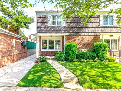 /international/us/217-11-47th-road-bayside-ny-110108380938/