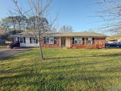 /international/us/316-sw-clearview-street-decatur-al-110106677599/