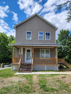 /international/us/81-silver-lake-sctn-road-middletown-ny-110108378590/