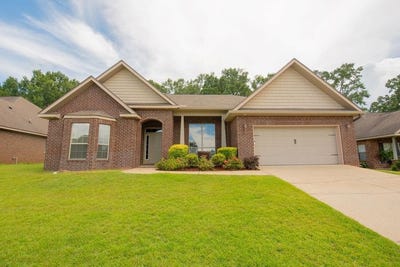 /international/us/10357-ronnie-byrd-lane-s-semmes-al-110101001533/