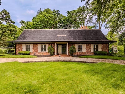 /international/us/8804-w-tulip-tree-drive-muncie-in-110099983986/