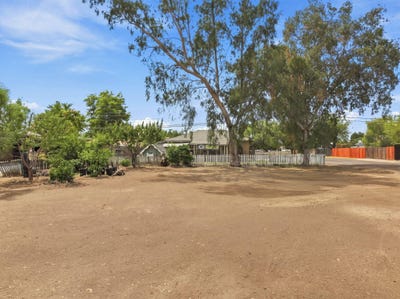 /international/us/655-n-4th-street-porterville-ca-110119788155/