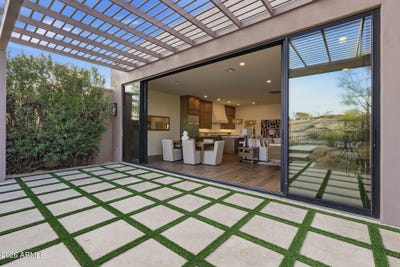 /international/us/1111-ocotillo-circle-carefree-az-110107729147/