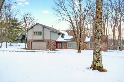 /international/us/1738-snowfield-drive-hidden-valley-pa-110105755539/