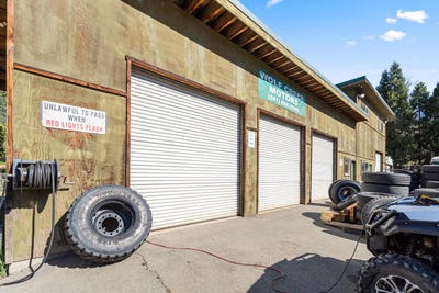 /international/us/440-old-highway-99-s-wolf-creek-or-110107197302/