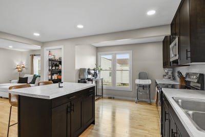 /international/us/223-hubbell-street-marshall-wi-110107476577/