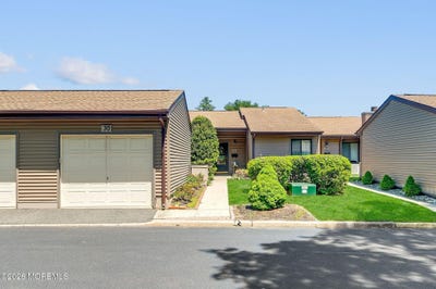 /international/us/30-concord-court-red-bank-nj-110108189647/