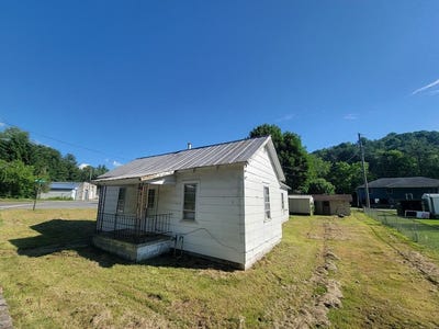 /international/us/601-whitestick-street-beckley-wv-110108772842/