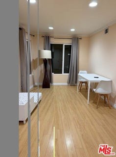/international/us/12312-runnymede-st-north-hollywood-ca-110108603484/