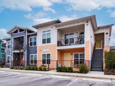 /international/us/8601-w-gate-blvd-austin-tx-110097610747/