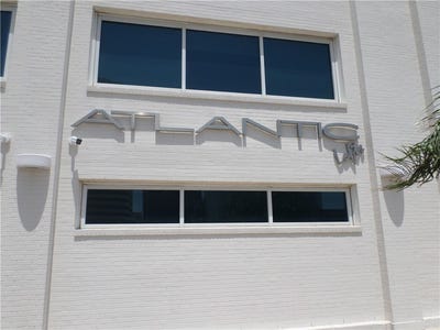 /international/us/901-n-upper-broadway-street-corpus-christi-tx-110105384627/
