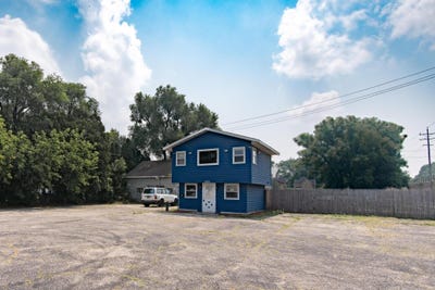 /international/us/1225-60th-st-kenosha-wi-110101289143/
