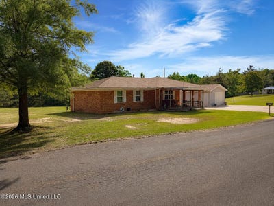 /international/us/438-lane-road-potts-camp-ms-110107874868/