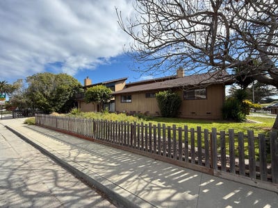 /international/us/300-columbia-st-santa-cruz-ca-110107806316/
