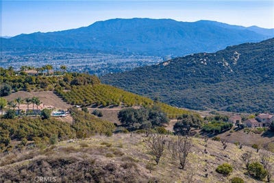 /international/us/5-via-gorrion-temecula-ca-110107867897/