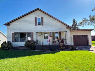 /international/us/1612-6th-avenue-bloomer-wi-110120136676/
