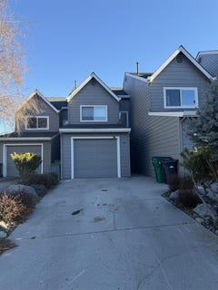 /international/us/1420-kingston-rd-mt-shasta-ca-110105037592/