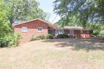 /international/us/112-forest-avenue-ne-valdese-nc-110107800216/