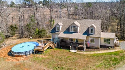 /international/us/290-white-street-drakes-branch-va-110106339613/