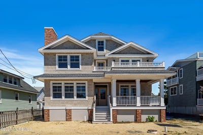 /international/us/209-marine-street-beach-haven-nj-110101244686/