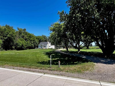 /international/us/47826-county-road-1b-elk-point-sd-110109001552/