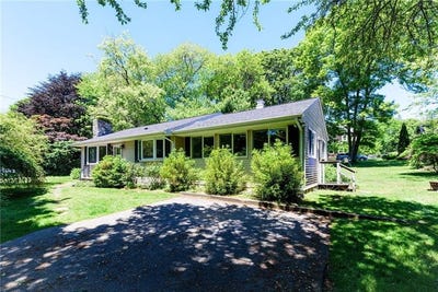 /international/us/26-fort-ninigret-road-charlestown-ri-110108568412/