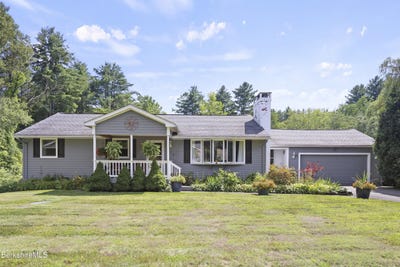 /international/us/416-monterey-rd-great-barrington-ma-110107440872/