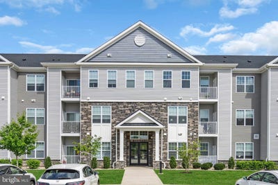 /international/us/750-lighthouse-drive-barnegat-nj-110100718179/