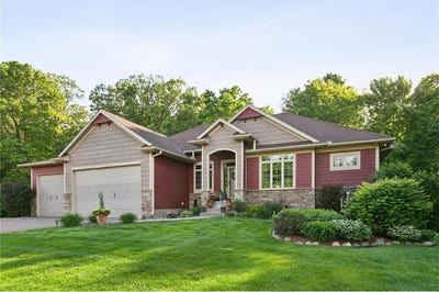 /international/us/15528-austin-street-ne-ham-lake-mn-110108479972/