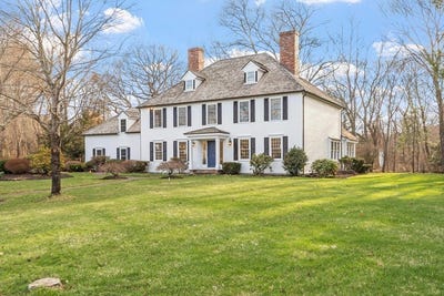 /international/us/29-brookmill-road-stow-ma-110107159433/