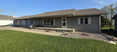 /international/us/703-e-3rd-st-sanborn-ia-110107542935/