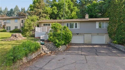 /international/us/405-1st-street-s-buffalo-mn-110108576640/