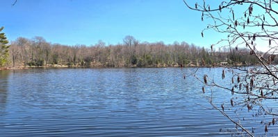 /international/us/on-maple-rd-presque-isle-wi-110107809068/