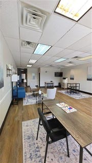/international/us/11745-jefferson-avenue-newport-news-va-110106948517/