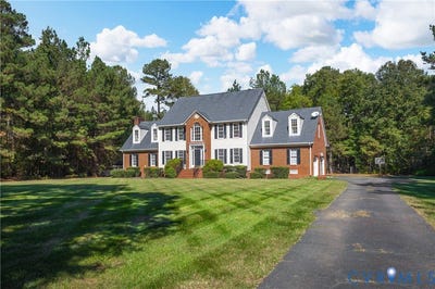 /international/us/11400-county-drive-prince-george-va-110120623885/