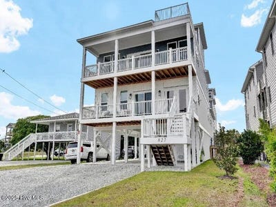 /international/us/822-s-topsail-drive-surf-city-nc-110119412497/